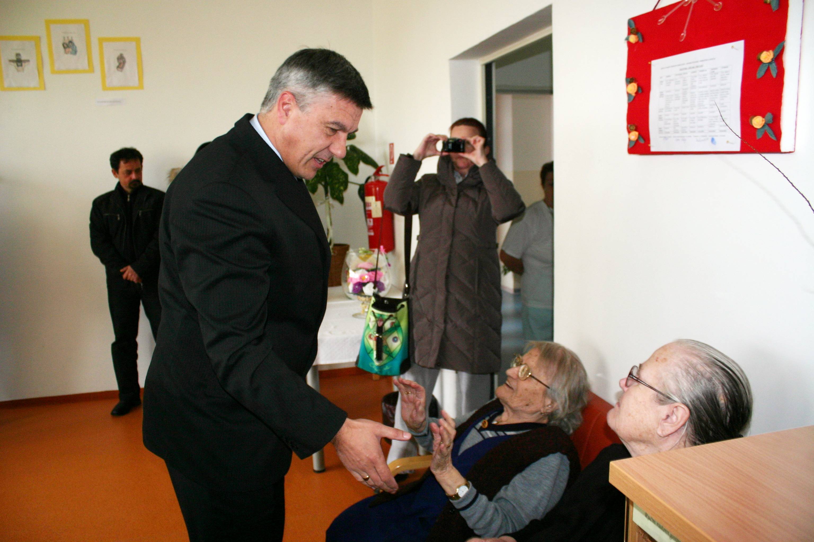 USKRS Hdz Dom za starije1_prsa_29032013
