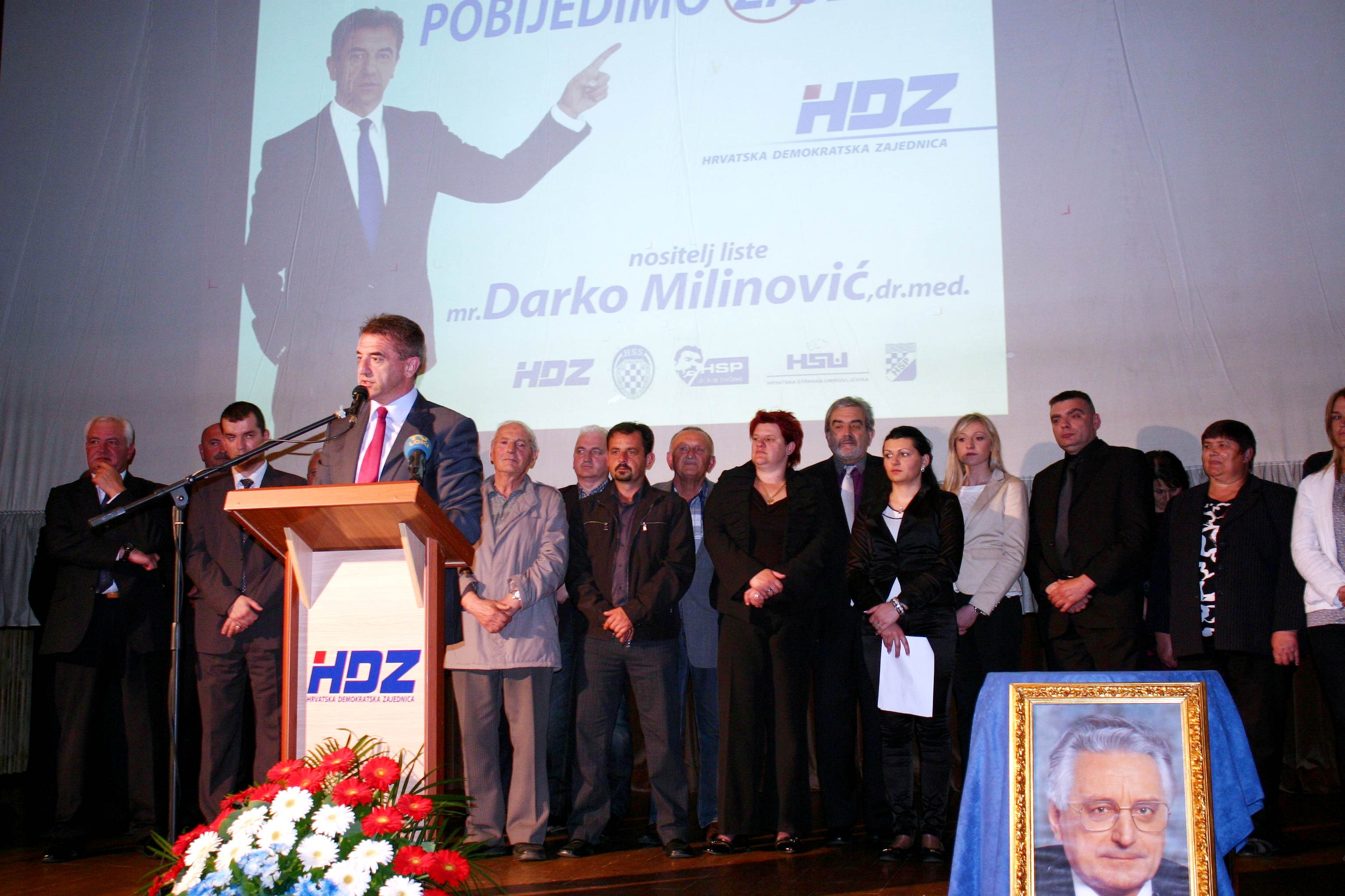 HDZ Otočac Pred.Skup5_prsa_10052013