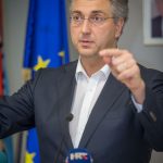 HDZ Plenković (44)