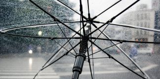 Objavljen meteoalarm za gospićki regiju, moguće grmljavinsko nevrijeme, jak vjetar i tuča