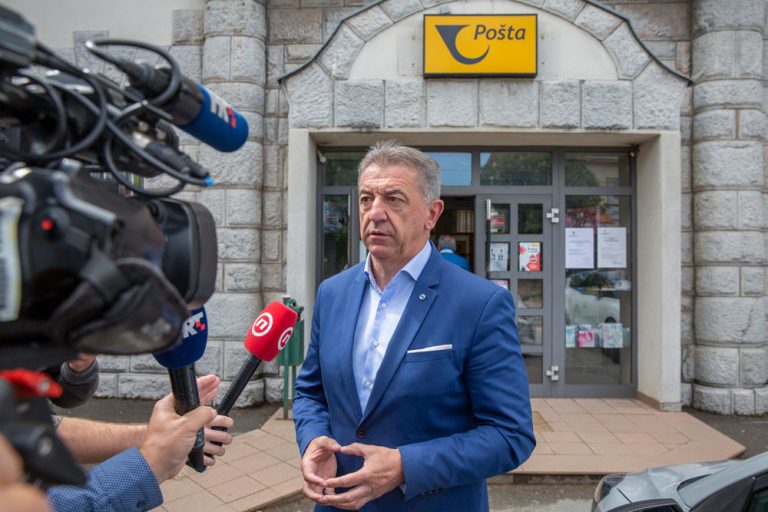 Milinović traži hitno očitovanje državnih tijela o otpadu u Ličkom Osiku, naložena sanacija lokacije