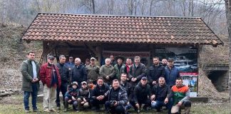 Rijeka Una poribljena autohtonom potočnom pastrvom iz Ličkog Lešća