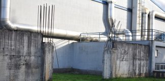 Od najavljenog Centra niti „C“!