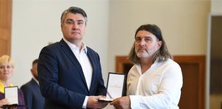 Policijski službenik Policijske postaje Novalja odlikovan za darivanje krvi više od 100 puta