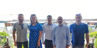 Škola plivanja u Novalji