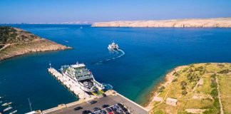 Ministar Butković i župan Petry na početnoj konferenciji projekta „Trajektno pristanište nova rampa unutar lučkog područja LU Senj u uvali Stinica”