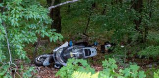 U prometnoj nesreći na Takalicama sletio policijski motorist