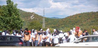 FOTO: Osujećena dogovorena tučnjava navijačkih skupina