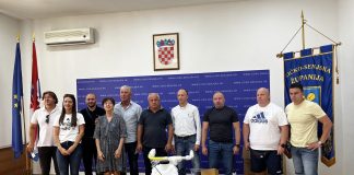 Donacija sportske opreme klubovima iz Ličko-senjske županije