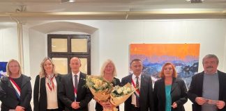 U Muzeju Like otvorena izložba slika pod nazivom “Bura”, akademske slikarice Ane Barbić Katičić