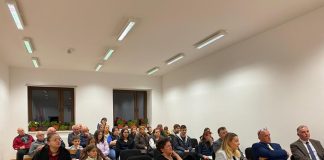 Lovinac odao počast žrtvama Vukovara i Škabrnje