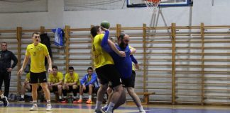 Seniori osam kola bez poraza