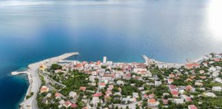 Sveti Nikola nije niti ove godine zaboravio karlobaške mališane