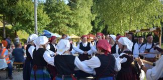 Zavičajno društvo Sinac poziva na izložbu