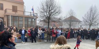 Doček Nove godine u Brinju opet će biti u podne!