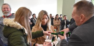 I Brinje proslavilo Novu godinu u podne