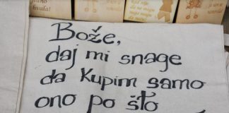 Torba čiji tekst upozorava