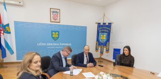 Potpisani ugovori vrijedni 1.6 milijuna kuna za korištenje sredstava za sufinanciranje projekata uređenja, izgradnje i održavanja pomorskog dobra na području Ličko-senjske županije