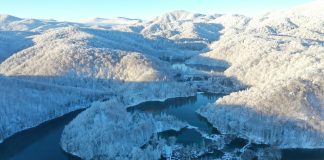 Na Plitvičkim jezerima se vratila ona prava lička, snježna zima