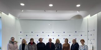 U Novalji potpisani ugovori o radu s djelatnicama u projektu „Zaželimo, možemo“