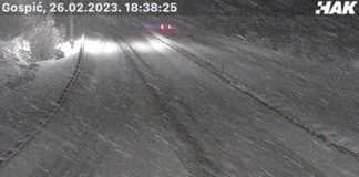 Uslijed vremenskih uvjeta u Gospiću organiziran prihvat za putnike