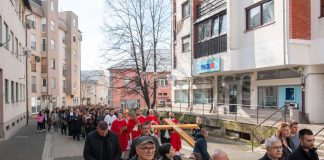 Cvjetnica u Gospiću privukla mnoštvo vjernika