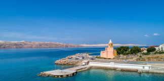 Zbog najavljenih vremenskih neprilika odgađa se program obilježavanja Dana Općine Karlobag