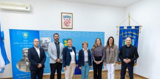 U Ličko-senjskoj županiji potpisani ugovori za prijevoz učenika osnovnih škola vrijedni 1,4 milijuna eura