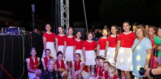 Gospićke mažoretkinje: Samo im je nebo granica!