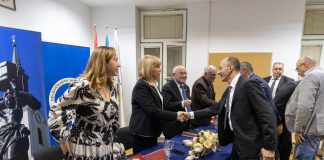 Na Veleučilištu “Nikola Tesla” u Gospiću predstavljena knjiga “Diplomatski pečat – sasvim osobno”