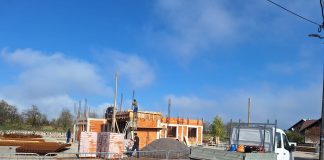 Radovi na Zelenoj tržnici u Perušiću dobro napreduju