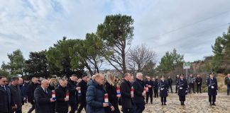 Obilježavanje 32. obljetnice VRO Maslenica: Počast u ime Ličko-senjske županije odali župan Petry i zamjenica župana Orešković Brkljačić