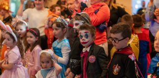 Otočac organizira dječji maskenbal