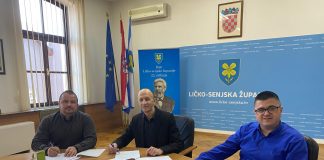 Povodom obilježavanja 1100. obljetnice Hrvatskog Kraljevstva: Ličko-senjska županija i Općina Udbina potpisale sporazum o uređenju igrališta Osnovne škole Kralja Tomislava u Udbini