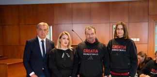 Gospić domaćin važne kvalifikacijske utakmice: gradonačelnik ugostio reprezentaciju