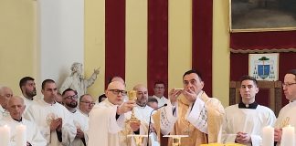 Misa posvete ulja i Dan svećeništva u Gospiću