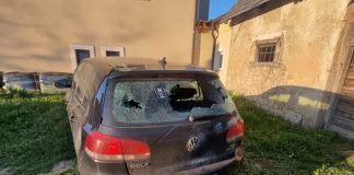 Napad zbog Dinamovog dresa u Otočcu: Trojica nasilnika uhićena, ubrzo im uništen auto