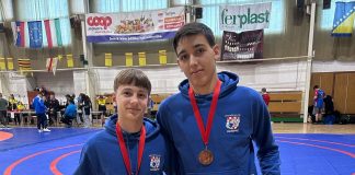 Zlato i bronca za Hrvački klub Gospić u Slovačkoj