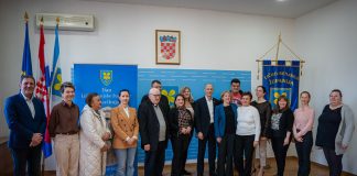 Ličko-senjska županija potpisala ugovore o dodjeli financijskih sredstava za financiranje institucionalne podrške udrugama za 2025. godinu