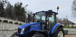 Općina Perušić nabavila novo komunalno vozilo za održavanje prometnica