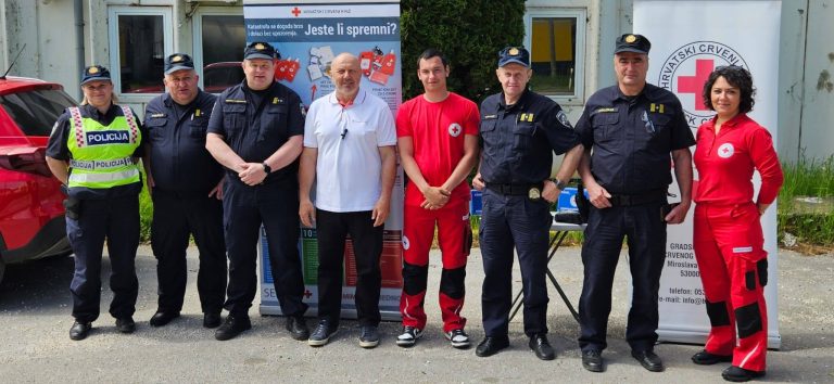 Crveni križ Gospić i MUP proveli preventivnu akciju za sigurnost u prometu