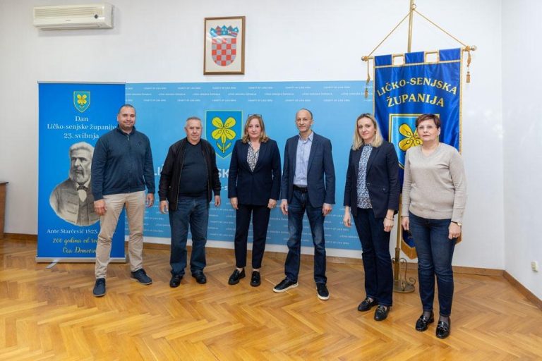 Potpisan ugovor o uređenju stacionara Doma zdravlja u Vrhovinama vrijedan 100 tisuća eura