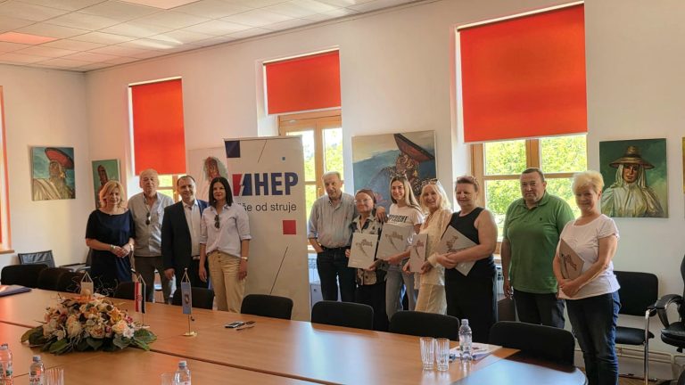 HEP nastavlja realizaciju projekta HES Kosinj: Novih sedam stanara stiže u Kosinjku!