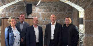 Potpisani ugovori vrijedni 952 tisuće eura za prijevoz učenika osnovnih škola u Ličko-senjskoj županiji