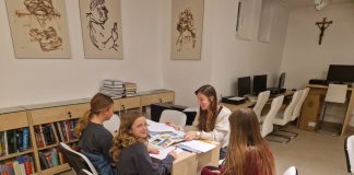 U Novalji započele aktivnosti Udruge Ana: podrška i kreativnost za najmlađe