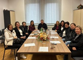 Načelnik Fumić dodijelio stipendije učenicima i studentima općine Brinje