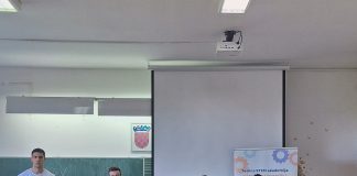 Učenici u Gospiću otkrivali tajne baterija i električne energije