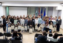 U Gospiću svečano otvoren Centar izvrsnosti matematike Podružnice Lika