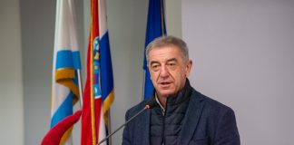 Grad Gospić dodjeljuje božićnice za umirovljenike, nezaposlene i roditelje djece s teškoćama u razvoju