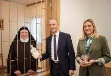 Župan Petry posjetio Samostan Presvetog Srca Isusova klauzurnih sestara karmelićanki u Gospiću